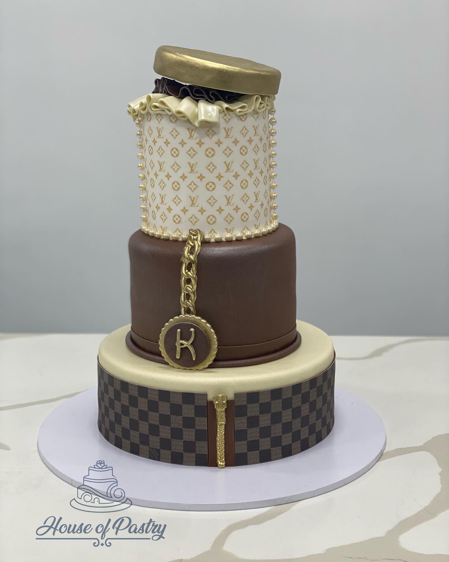 Louis Vuitton Cake Decorating
